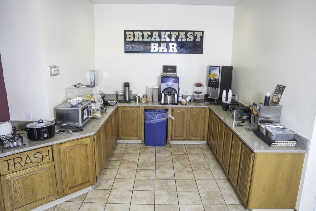 Americas Best Value Inn St. Louis / South Mehlville Exterior foto